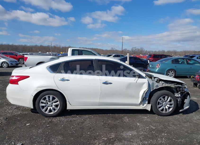 Photo 13 of 2016 Nissan Altima 2.5 S (VIN 1N4AL3AP9GN387868)