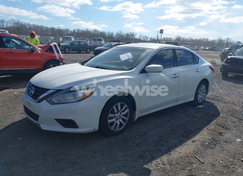 Photo 2 of 2016 Nissan Altima 2.5 S (VIN 1N4AL3AP9GN387868)