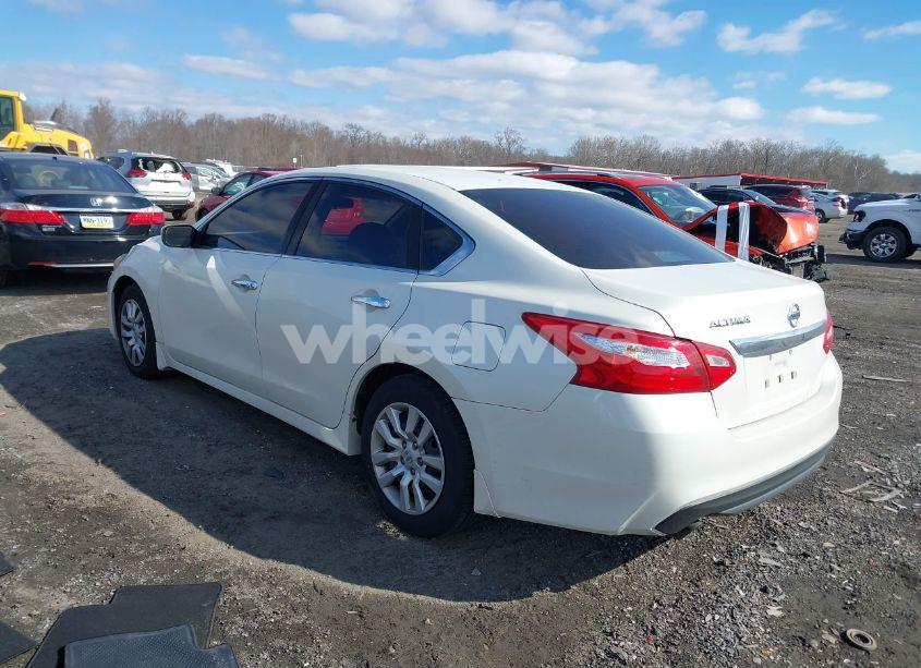Photo 3 of 2016 Nissan Altima 2.5 S (VIN 1N4AL3AP9GN387868)