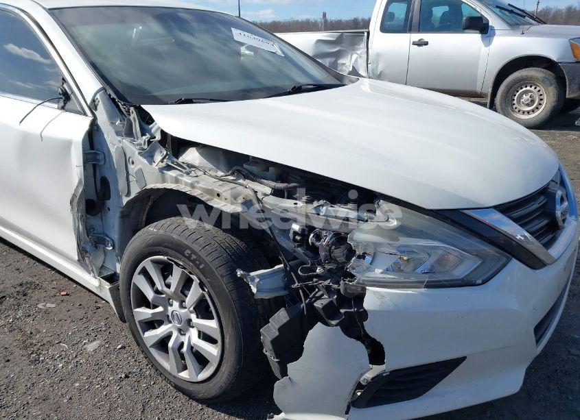 Photo 6 of 2016 Nissan Altima 2.5 S (VIN 1N4AL3AP9GN387868)