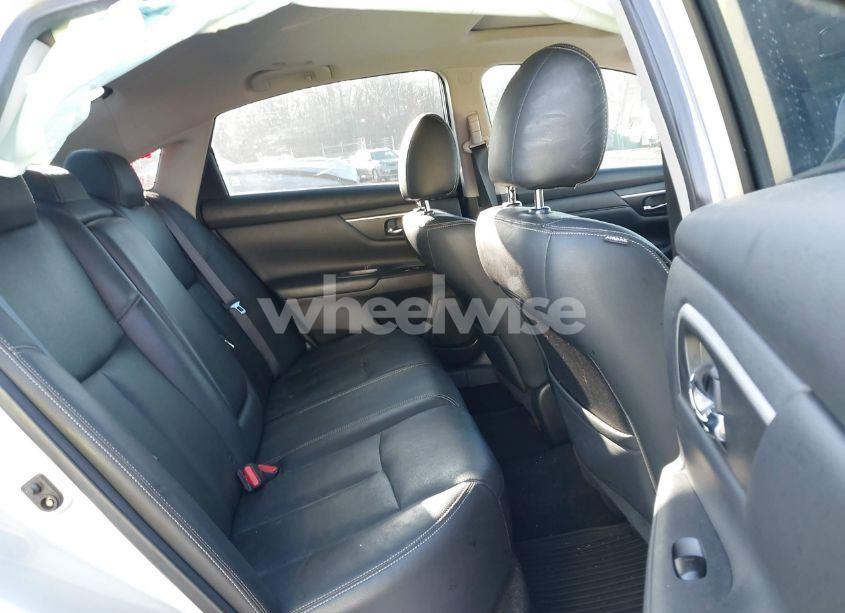 Photo 8 of 2017 Nissan Altima 2.5 SL (VIN 1N4AL3AP9HC109839)