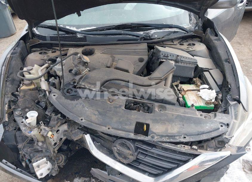 Photo 10 of 2017 Nissan Altima 2.5/2.5 S/2.5 SL/2.5 SR/2.5 SV (VIN 1N4AL3AP9HC117052)