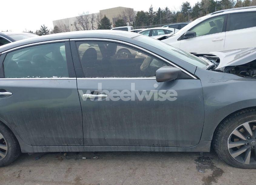 Photo 14 of 2017 Nissan Altima 2.5/2.5 S/2.5 SL/2.5 SR/2.5 SV (VIN 1N4AL3AP9HC117052)