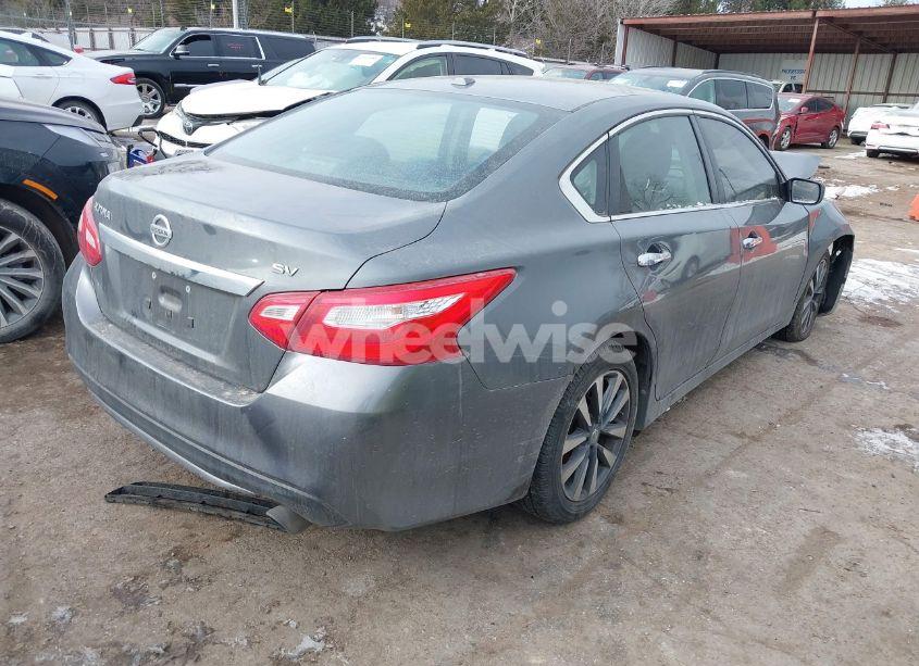 Photo 4 of 2017 Nissan Altima 2.5/2.5 S/2.5 SL/2.5 SR/2.5 SV (VIN 1N4AL3AP9HC117052)