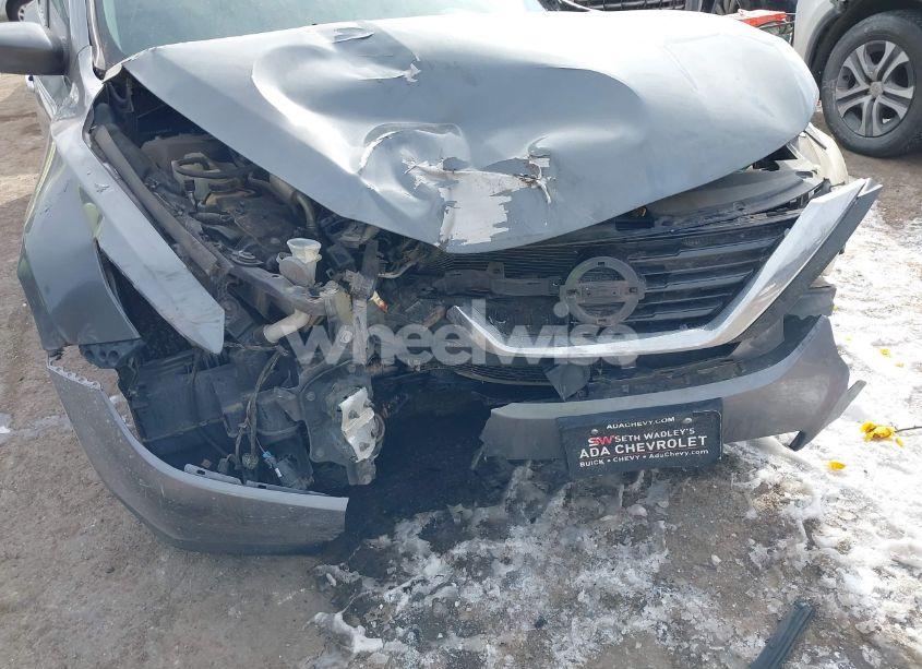 Photo 6 of 2017 Nissan Altima 2.5/2.5 S/2.5 SL/2.5 SR/2.5 SV (VIN 1N4AL3AP9HC117052)