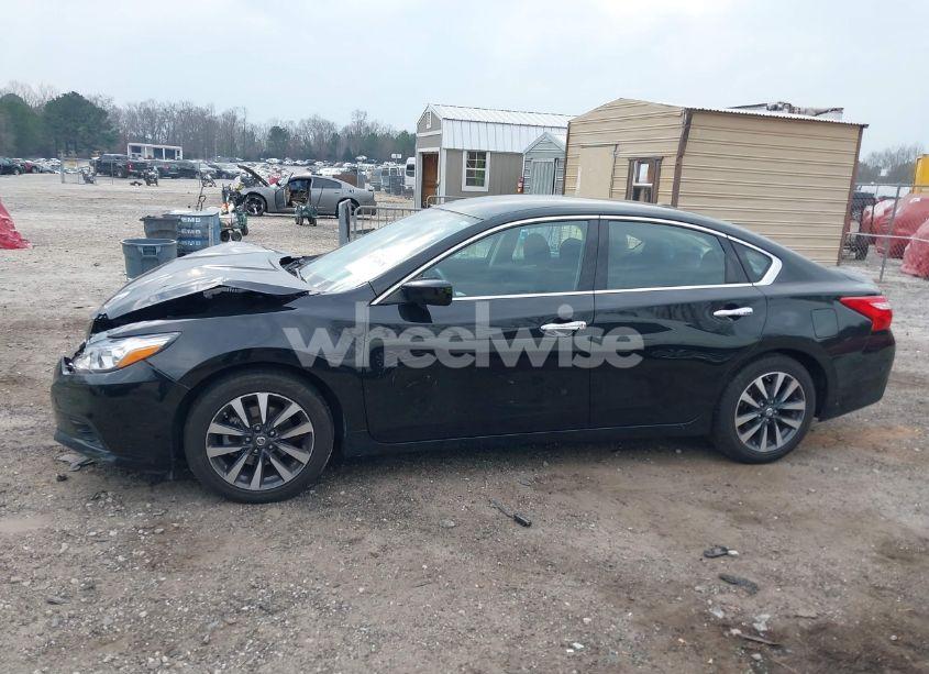 Photo 13 of 2017 Nissan Altima 2.5 SV (VIN 1N4AL3AP9HC151072)