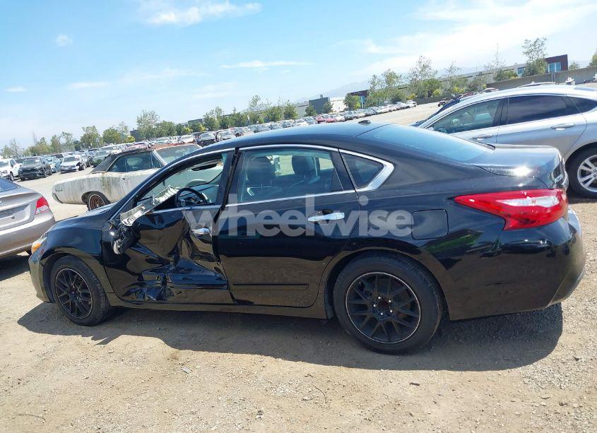 Photo 14 of 2017 Nissan Altima 2.5 SL (VIN 1N4AL3AP9HC151928)