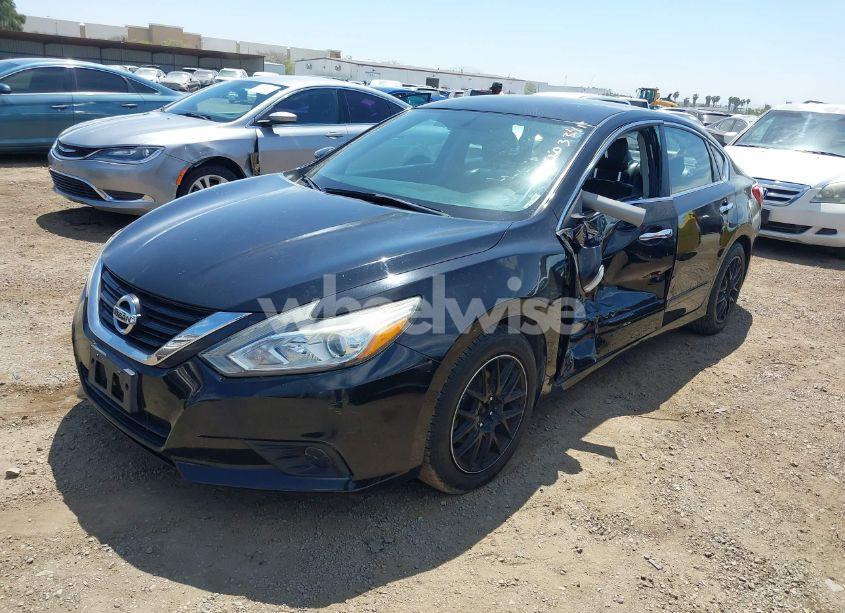 Photo 2 of 2017 Nissan Altima 2.5 SL (VIN 1N4AL3AP9HC151928)