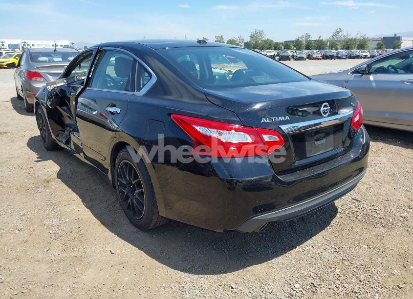Photo 3 of 2017 Nissan Altima 2.5 SL (VIN 1N4AL3AP9HC151928)