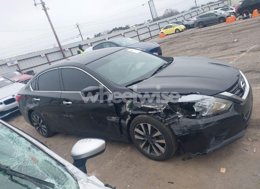 Photo 13 of 2017 Nissan Altima 2.5 SV (VIN 1N4AL3AP9HC153016)