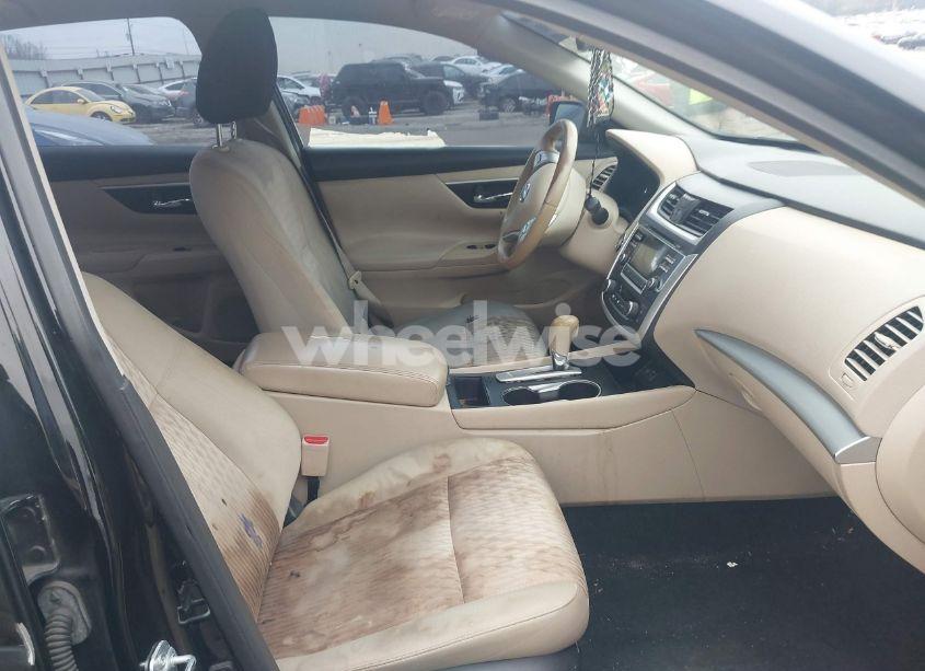 Photo 5 of 2017 Nissan Altima 2.5 SV (VIN 1N4AL3AP9HC153016)