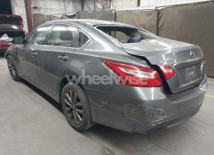 Photo 3 of 2017 Nissan Altima 2.5 SV (VIN 1N4AL3AP9HC161164)