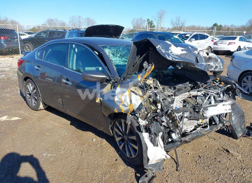 2017 Nissan Altima 2.5 SV (VIN 1N4AL3AP9HC167188) main photo