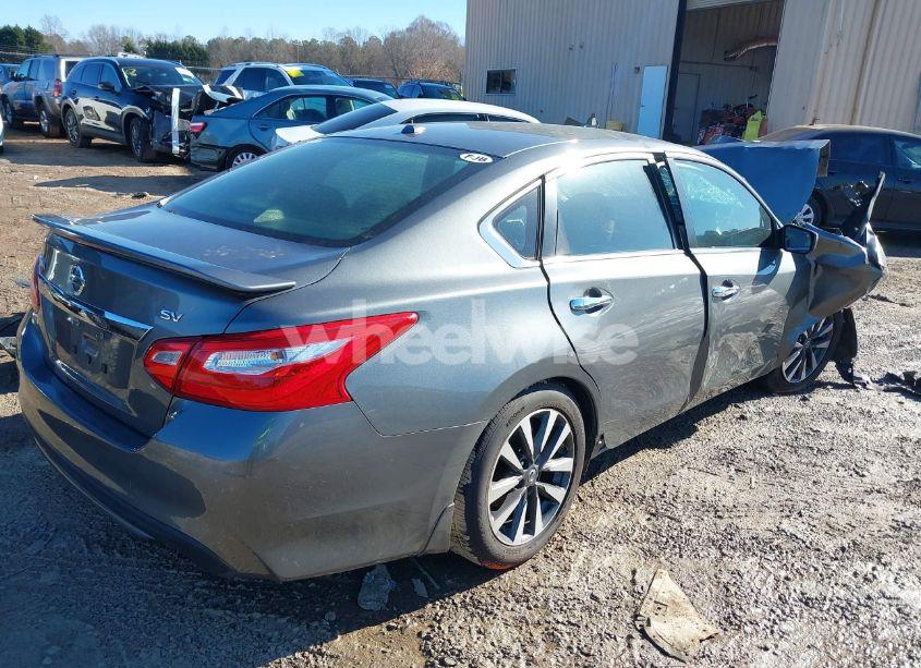 Photo 4 of 2017 Nissan Altima 2.5 SV (VIN 1N4AL3AP9HC167188)