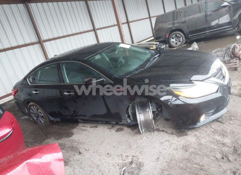 Photo 13 of 2017 Nissan Altima 2.5 SV (VIN 1N4AL3AP9HC173122)