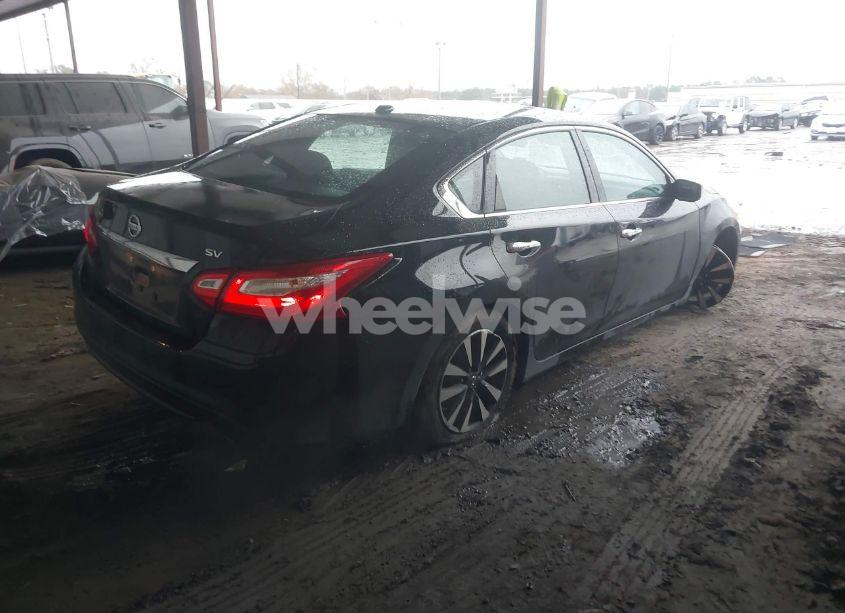 Photo 4 of 2017 Nissan Altima 2.5 SV (VIN 1N4AL3AP9HC173122)