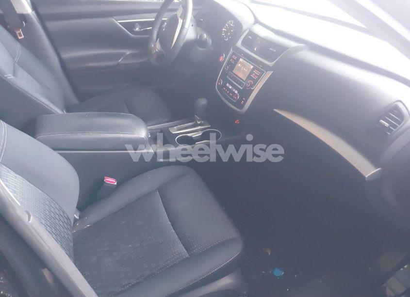 Photo 5 of 2017 Nissan Altima 2.5 SV (VIN 1N4AL3AP9HC173122)