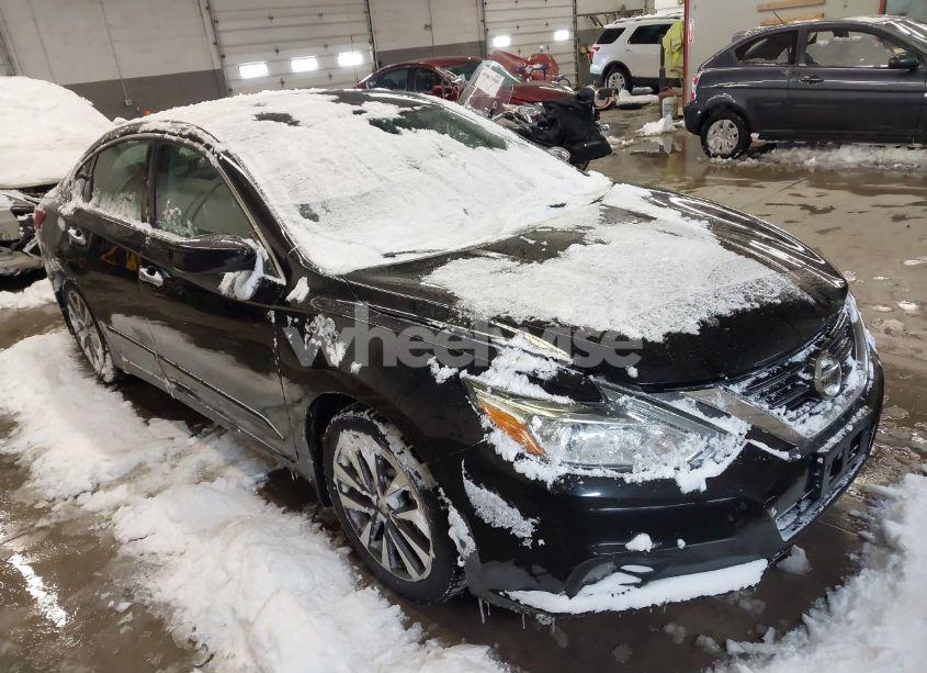 2017 Nissan Altima 2.5 SV (VIN 1N4AL3AP9HC178496) main photo