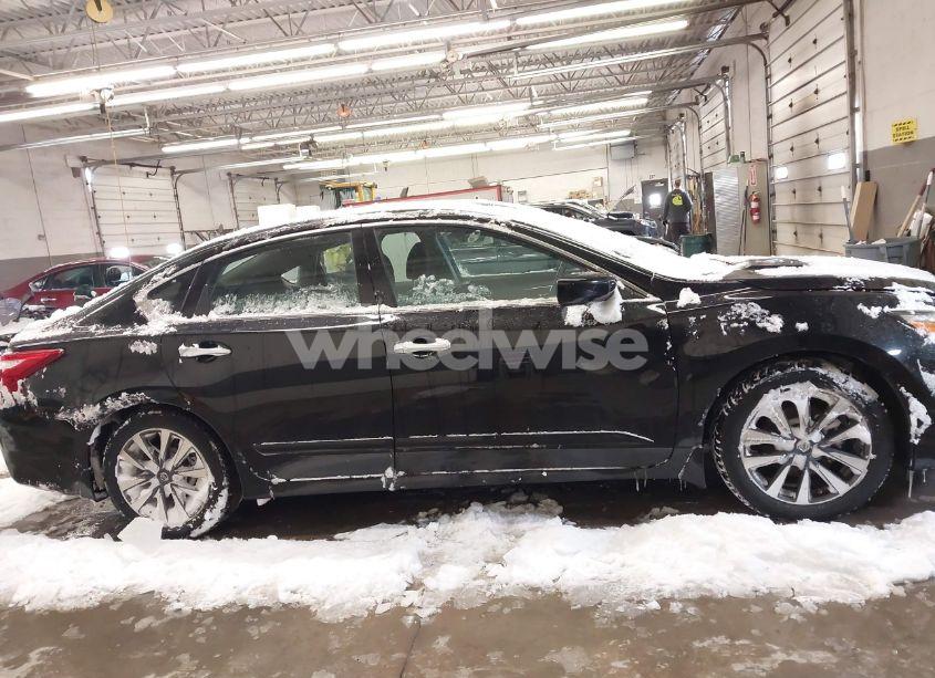 Photo 13 of 2017 Nissan Altima 2.5 SV (VIN 1N4AL3AP9HC178496)