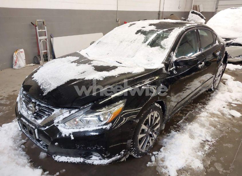 Photo 2 of 2017 Nissan Altima 2.5 SV (VIN 1N4AL3AP9HC178496)