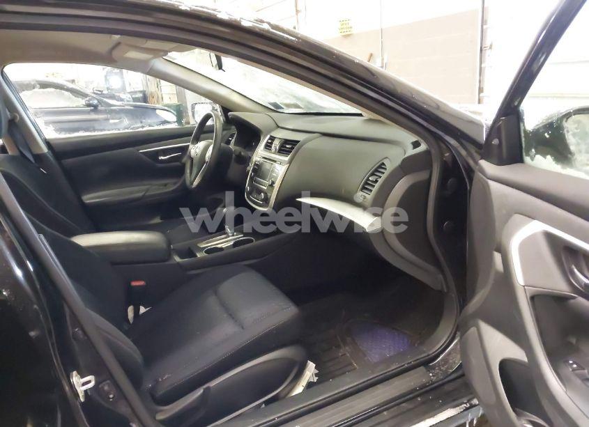 Photo 5 of 2017 Nissan Altima 2.5 SV (VIN 1N4AL3AP9HC178496)
