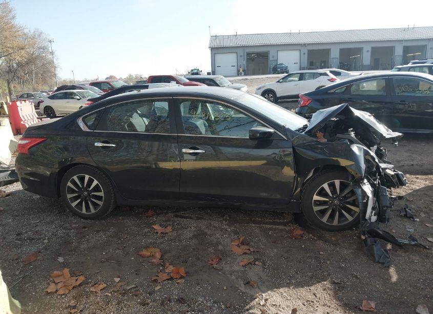 Photo 14 of 2017 Nissan Altima 2.5 SV (VIN 1N4AL3AP9HC179194)