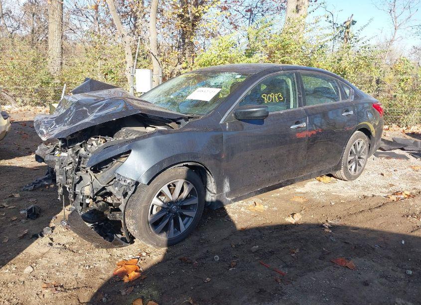 Photo 2 of 2017 Nissan Altima 2.5 SV (VIN 1N4AL3AP9HC179194)