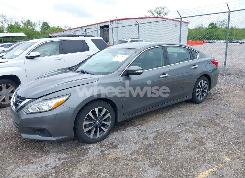 Photo 2 of 2017 Nissan Altima 2.5 SL (VIN 1N4AL3AP9HC186341)