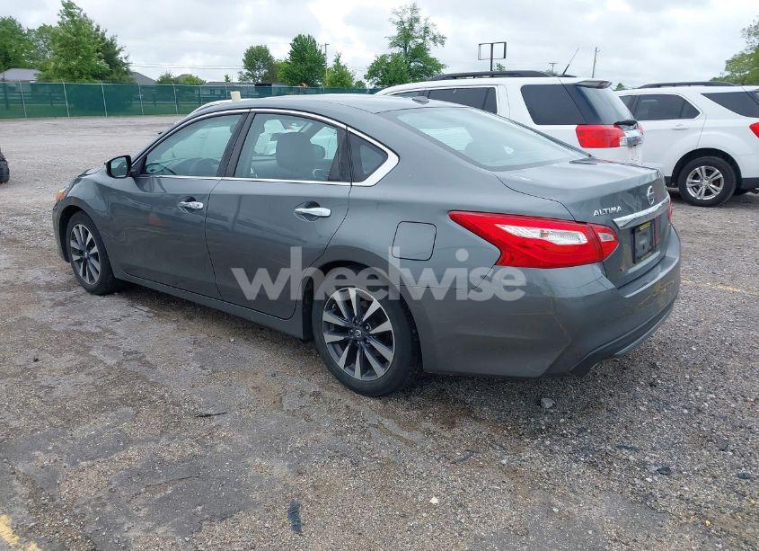 Photo 3 of 2017 Nissan Altima 2.5 SL (VIN 1N4AL3AP9HC186341)