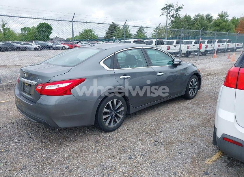 Photo 4 of 2017 Nissan Altima 2.5 SL (VIN 1N4AL3AP9HC186341)