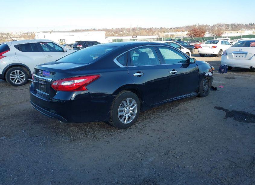 Photo 4 of 2017 Nissan Altima 2.5 S (VIN 1N4AL3AP9HC213506)
