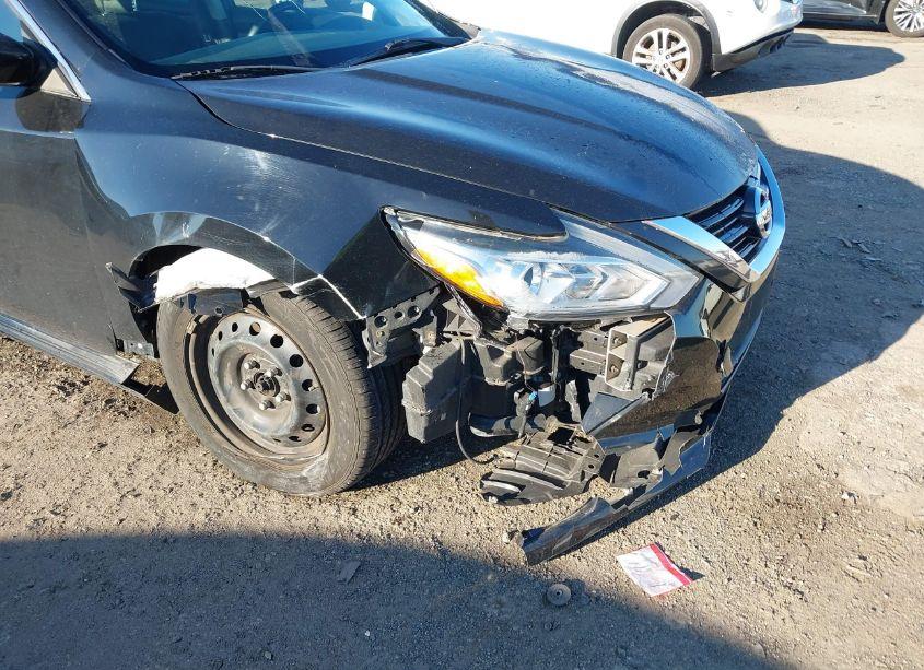 Photo 6 of 2017 Nissan Altima 2.5 S (VIN 1N4AL3AP9HC213506)