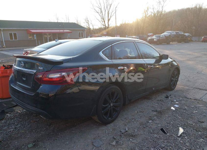 Photo 4 of 2017 Nissan Altima 2.5 SR (VIN 1N4AL3AP9HC218530)