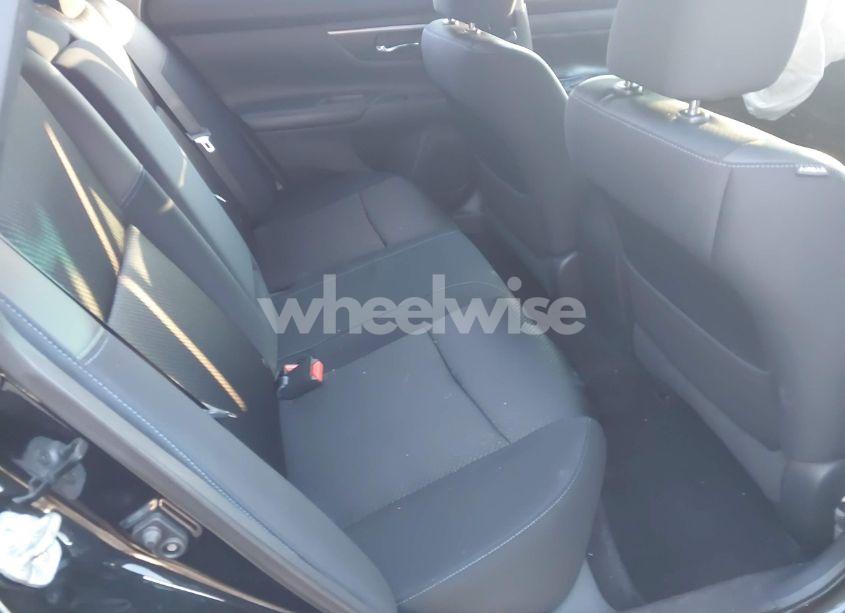 Photo 8 of 2017 Nissan Altima 2.5 SR (VIN 1N4AL3AP9HC218530)