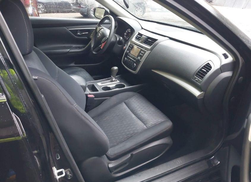 Photo 5 of 2017 Nissan Altima 2.5 S (VIN 1N4AL3AP9HC224750)