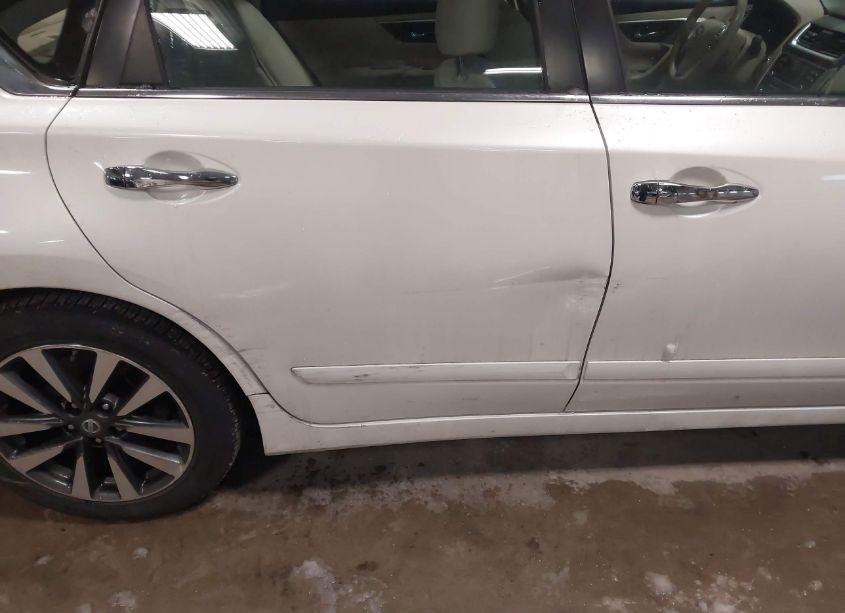 Photo 19 of 2017 Nissan Altima 2.5 SV (VIN 1N4AL3AP9HC230547)