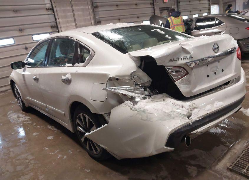 Photo 3 of 2017 Nissan Altima 2.5 SV (VIN 1N4AL3AP9HC230547)