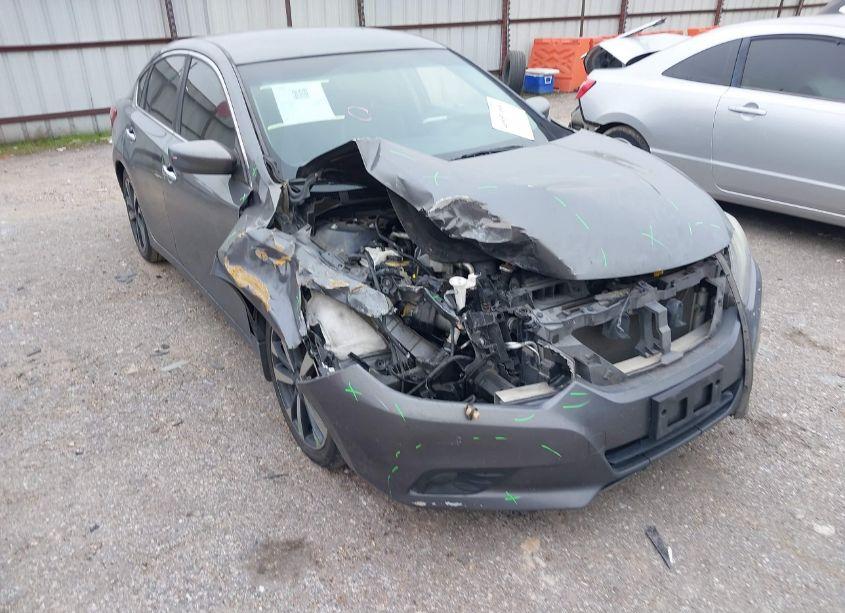 2017 Nissan Altima 2.5 SR (VIN 1N4AL3AP9HC232122) main photo