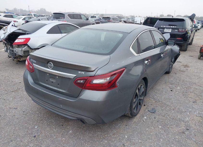 Photo 4 of 2017 Nissan Altima 2.5 SR (VIN 1N4AL3AP9HC232122)