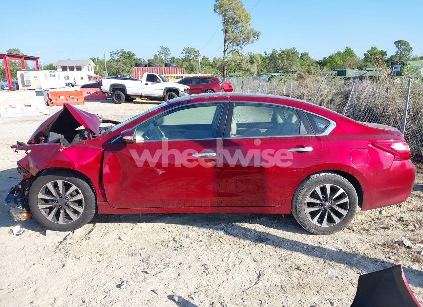 Photo 15 of 2017 Nissan Altima 2.5 SL (VIN 1N4AL3AP9HC232508)
