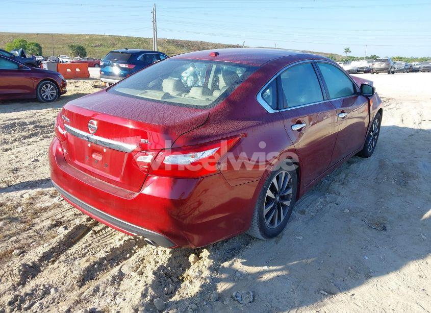 Photo 4 of 2017 Nissan Altima 2.5 SL (VIN 1N4AL3AP9HC232508)