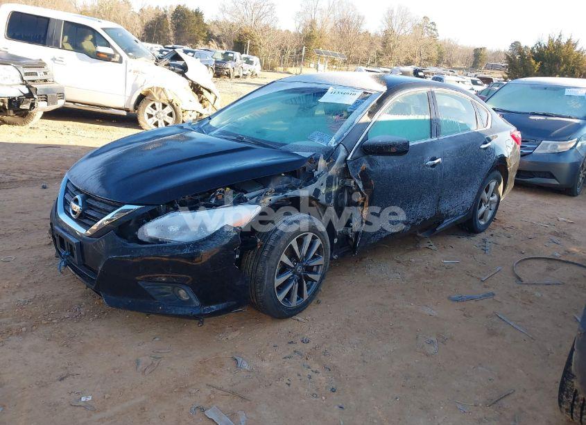 Photo 2 of 2017 Nissan Altima 2.5 SV (VIN 1N4AL3AP9HC238325)