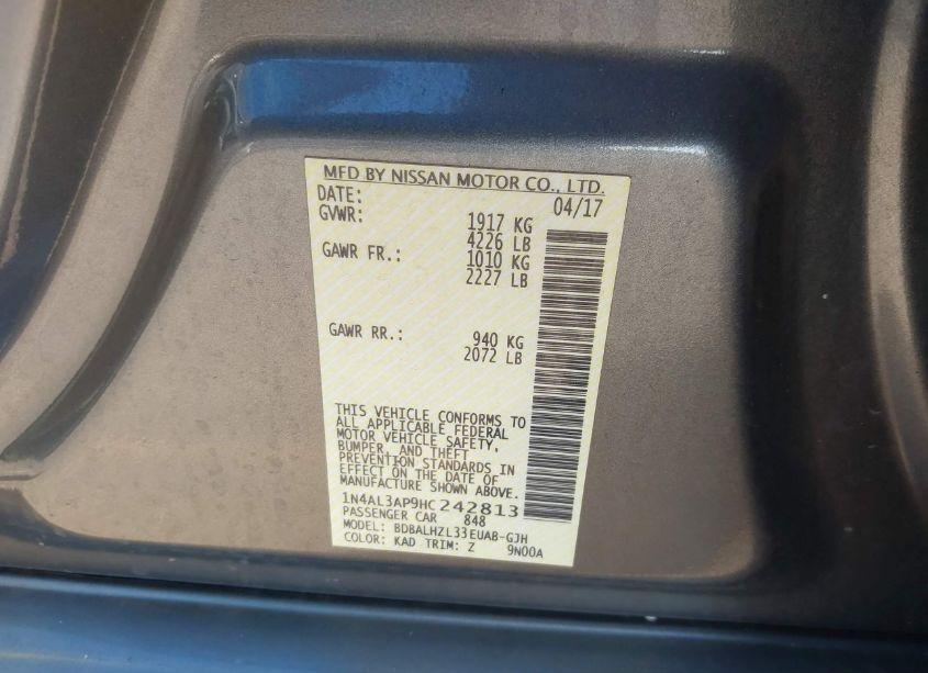 Photo 9 of 2017 Nissan Altima 2.5 SR (VIN 1N4AL3AP9HC242813)