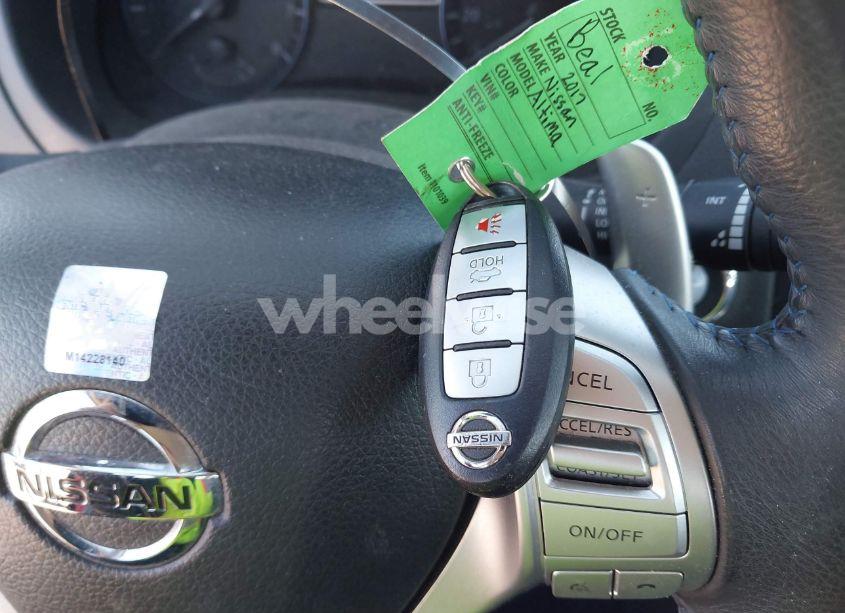 Photo 11 of 2017 Nissan Altima 2.5 SR (VIN 1N4AL3AP9HC257487)