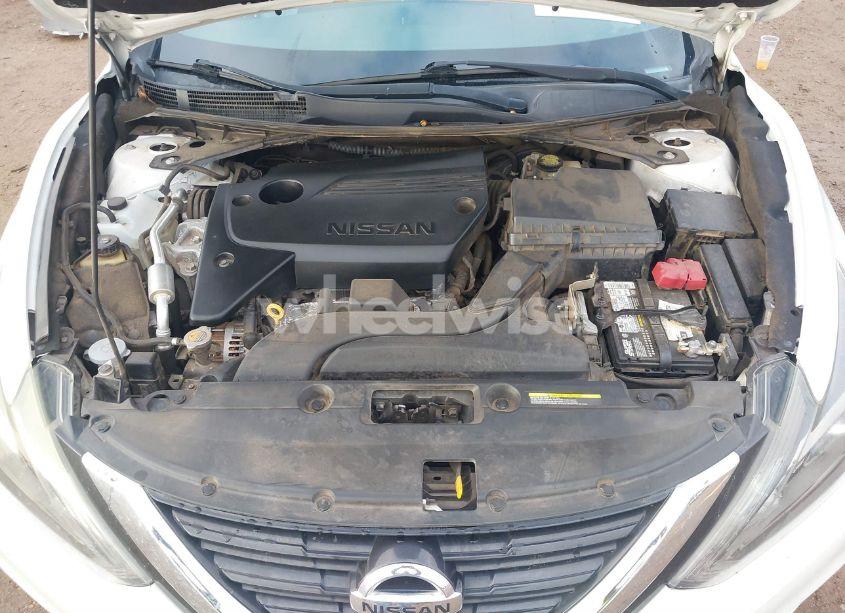 Photo 10 of 2017 Nissan Altima 2.5 SR (VIN 1N4AL3AP9HC261068)