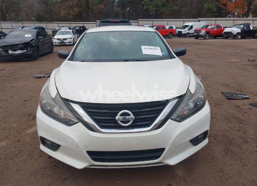 Photo 13 of 2017 Nissan Altima 2.5 SR (VIN 1N4AL3AP9HC261068)