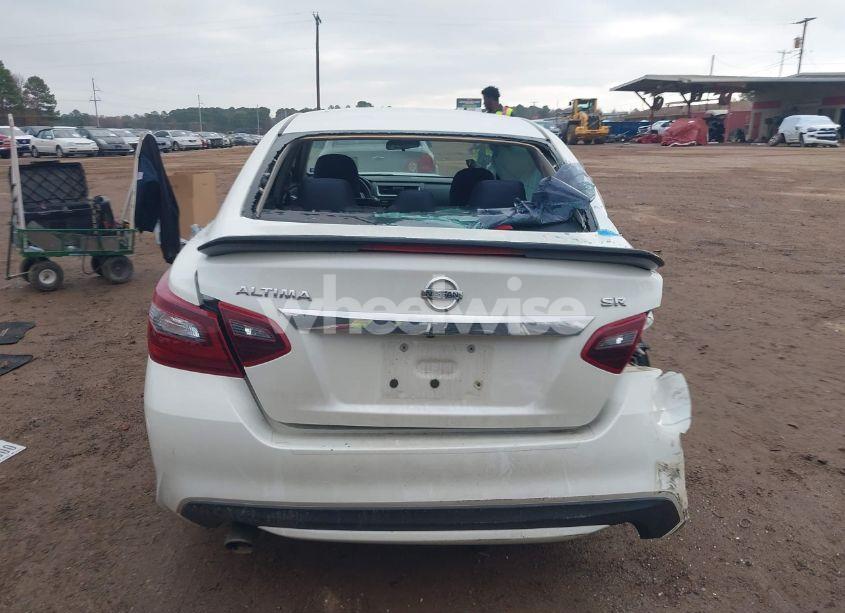 Photo 17 of 2017 Nissan Altima 2.5 SR (VIN 1N4AL3AP9HC261068)