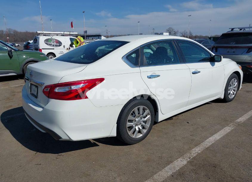 Photo 17 of 2017 Nissan Altima 2.5 S (VIN 1N4AL3AP9HC273303)