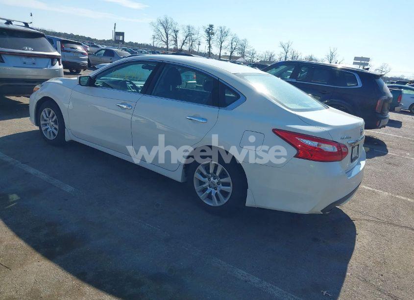 Photo 3 of 2017 Nissan Altima 2.5 S (VIN 1N4AL3AP9HC273303)