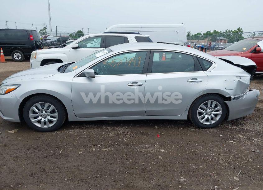 Photo 15 of 2017 Nissan Altima 2.5 S (VIN 1N4AL3AP9HC286908)